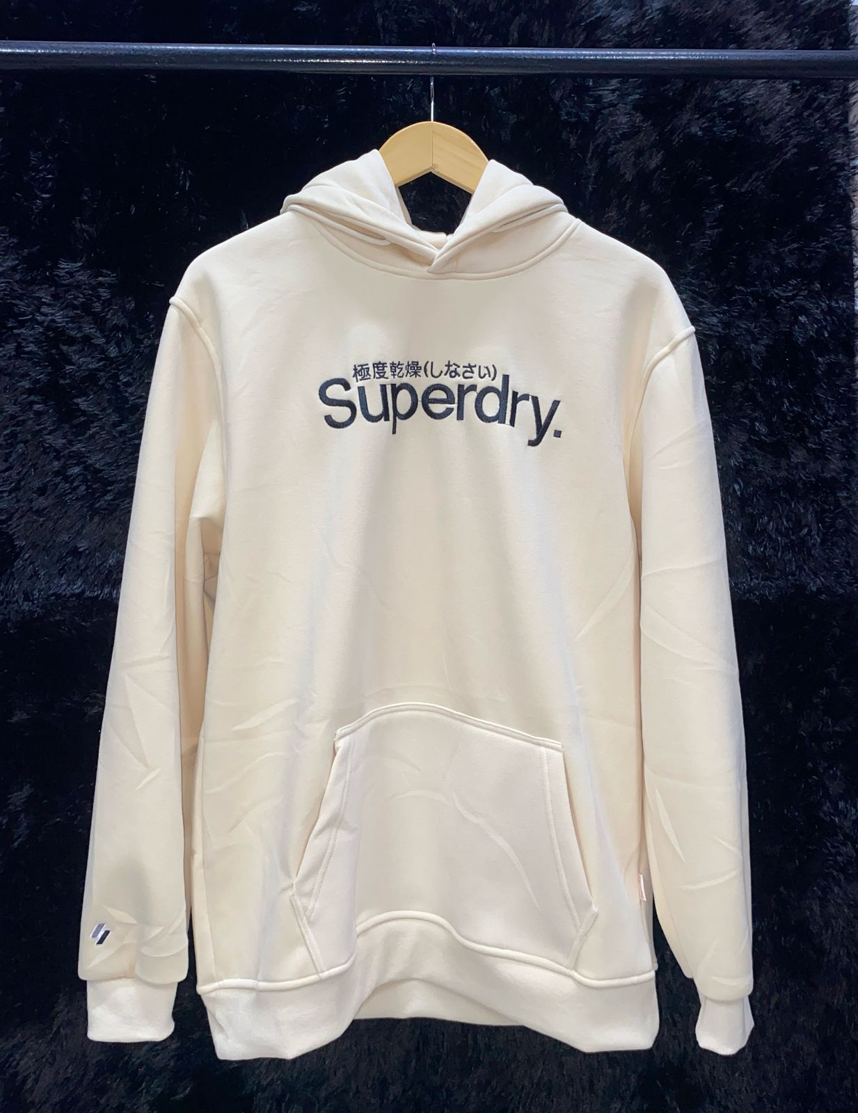 BUSOS SUPERDRY BEIS
